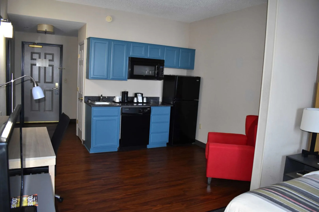 Country Inn & Suites by Radisson, Hagerstown, MD