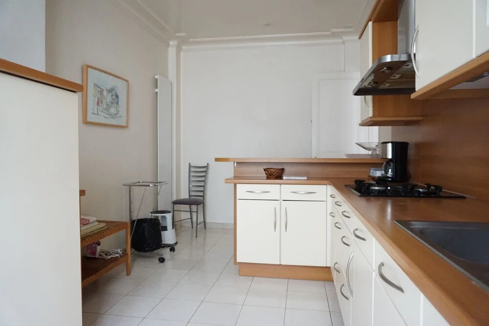 Place des Etats Unis-5 pièces-130 m² -Paris 16