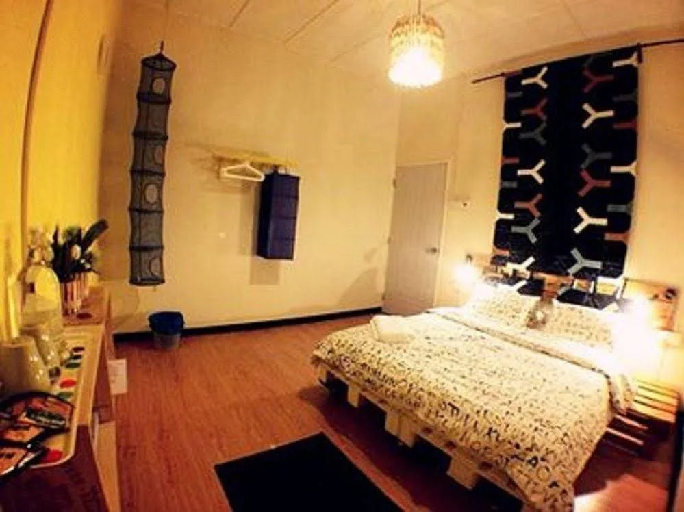 Cozen Four Season Guest House