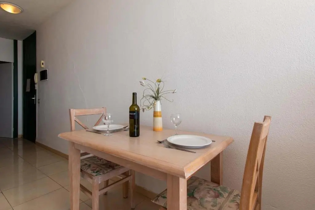 Azahara Playa 46 - One Bed