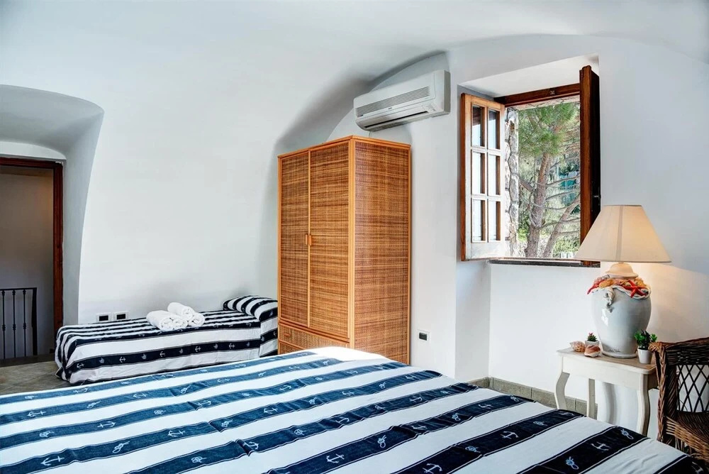 La Cabane Bleau - The Perfect Beachfront Apartment