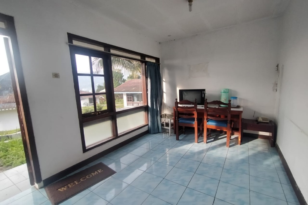 Hotel Lembah Nyiur Cikopo