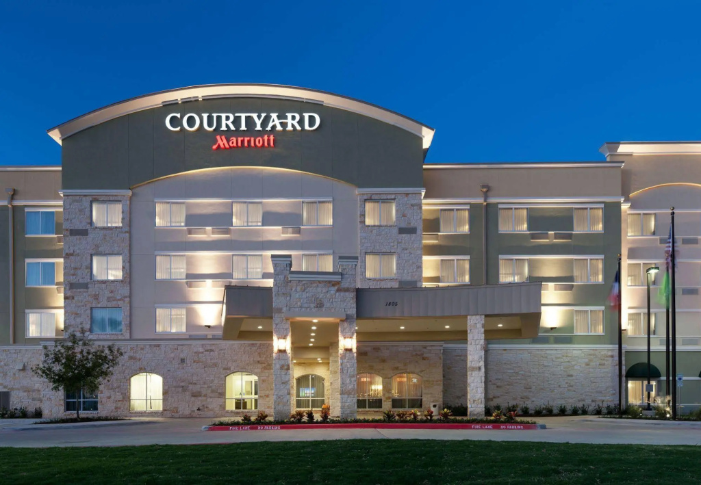 Courtyard by Marriott Dallas Plano/Richardson