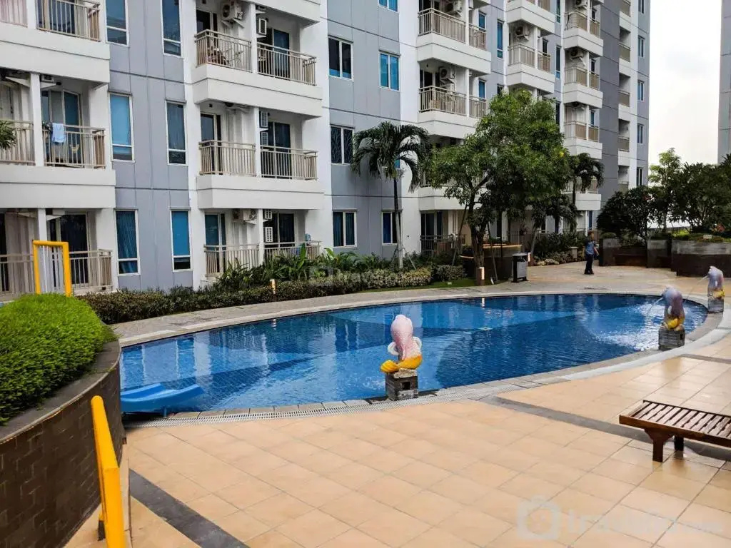 Enchanting and Stunning 2BR La Riz Supermall Mansion Apartment By Travelio