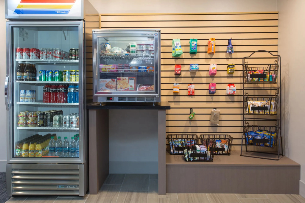 Holiday Inn Express & Suites Ft Collins by IHG