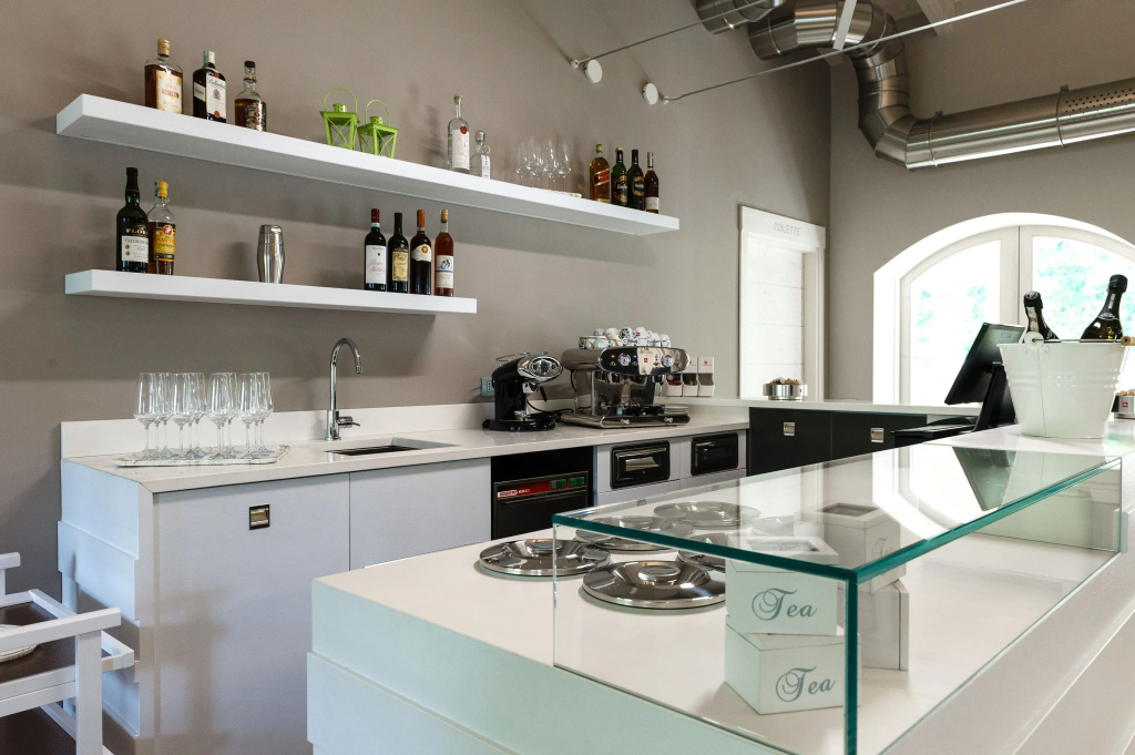 Bianco Hotel