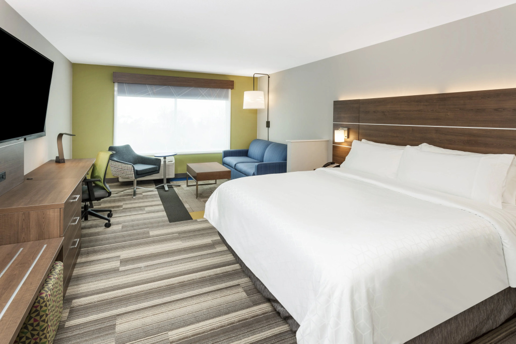 Holiday Inn Express & Suites - Hudson I-94 by IHG