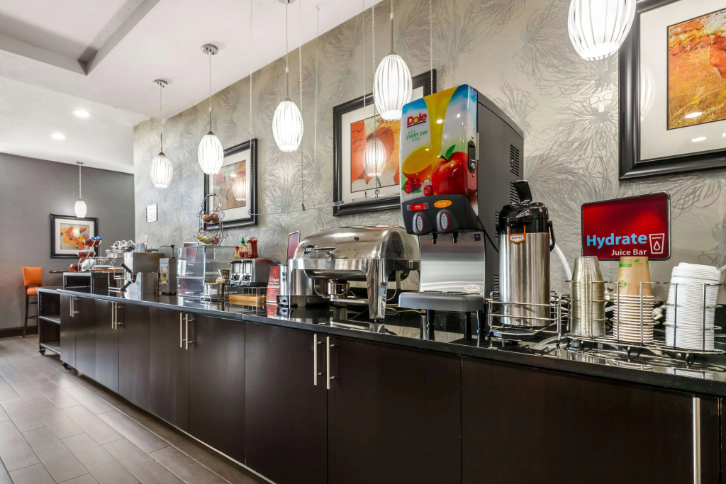 Best Western Plus Cowetas 1st Hotel