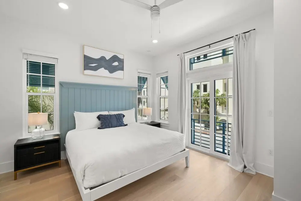 The Akoya Pearl - 2 Beach Homes Steps From CWB