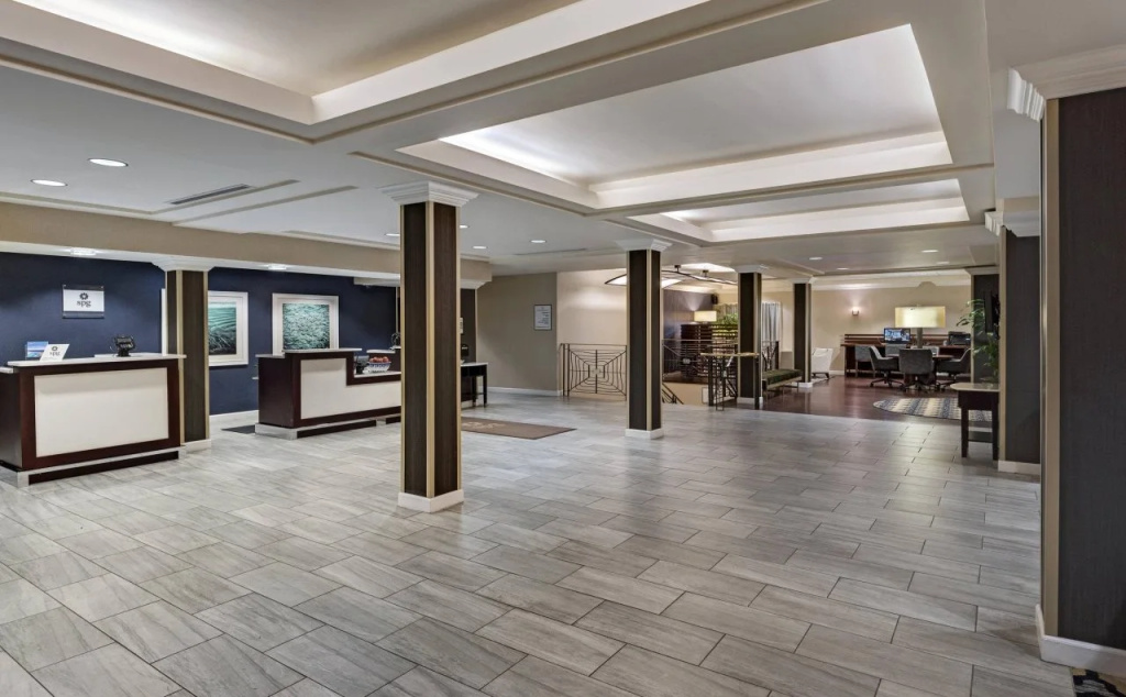 Sheraton Bellevue Hotel