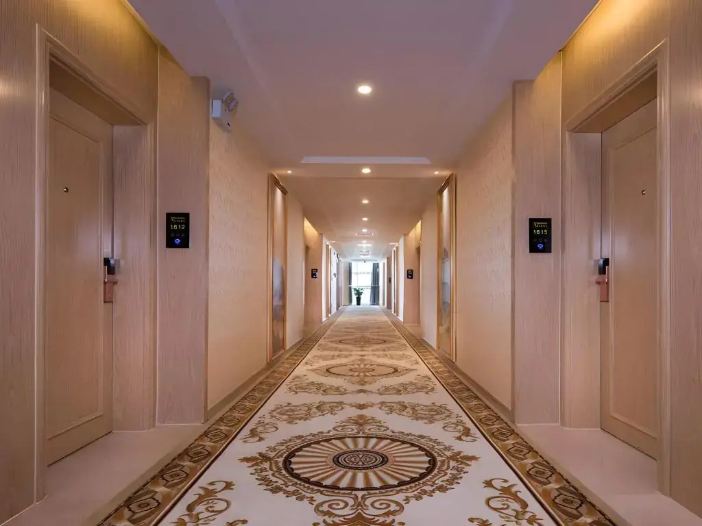 Vienna International Hotel (Kunshan Lujia Inspiration Square Town)