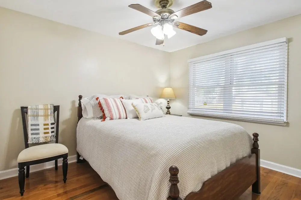 Savannah Home w/ Patio & Grill ~ 2 Mi to Downtown