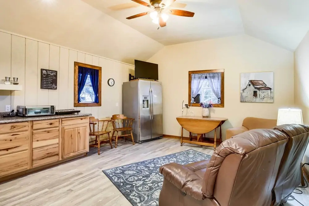 Lakehills Cabin With Fire Pit, Near Medina Lake!