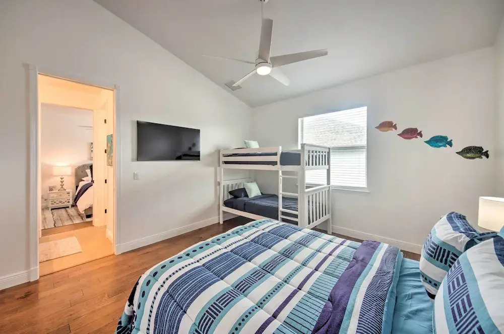 On Canal: Luxe Cape Coral Oasis w/ Pool & Lanai!