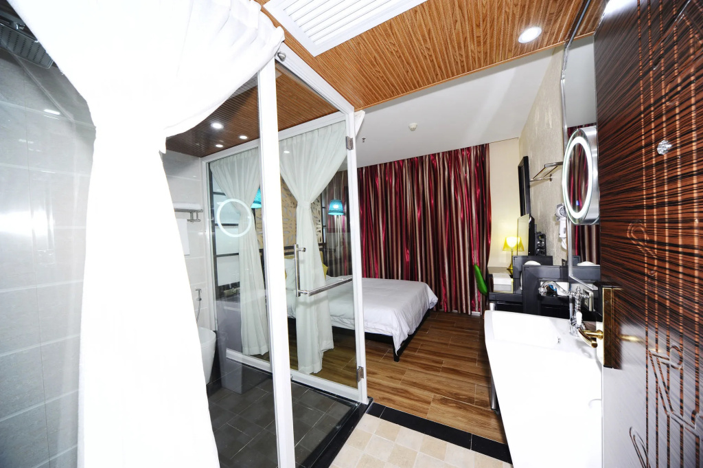 Jiang Yue Ming Shang Hotel