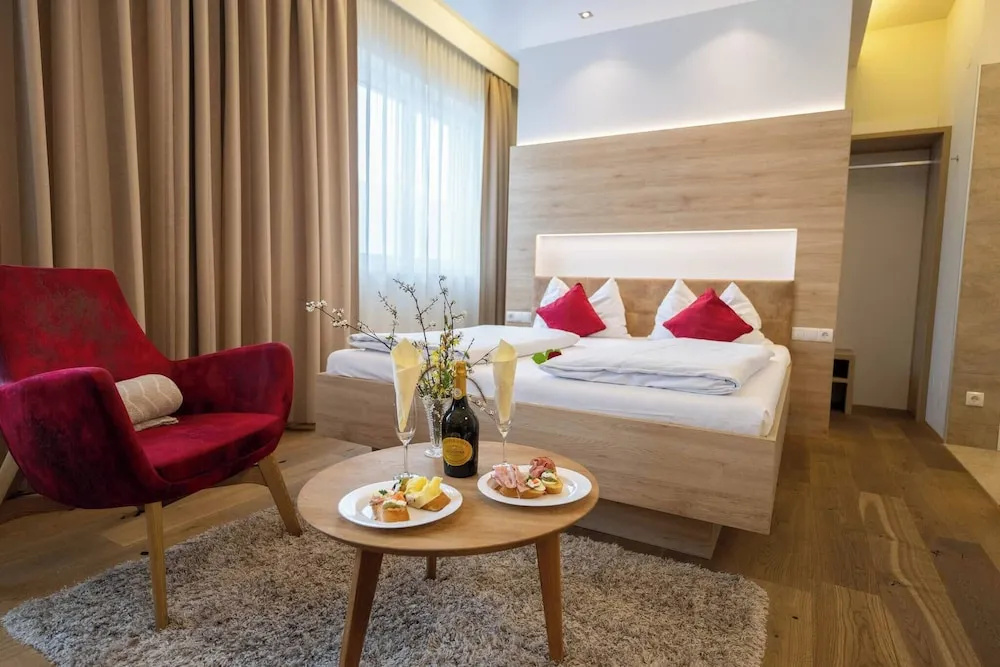 Red Dream Apartment for 2 I Graz-süd I 24-7 Check-in