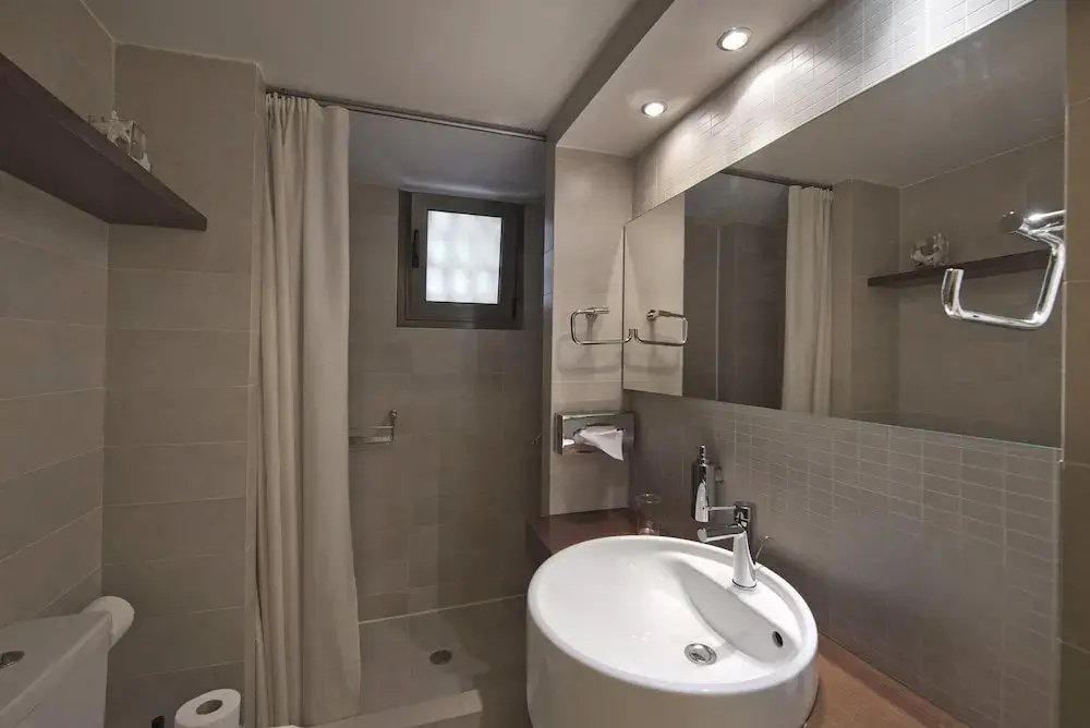 Sea Breeze Apartment