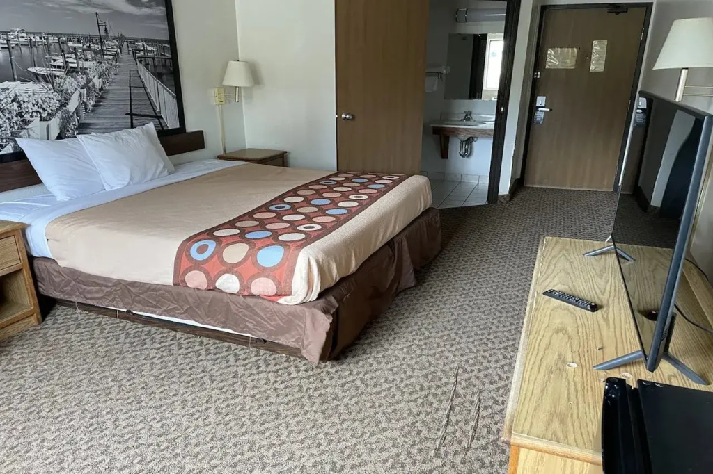 Super 8 By Wyndham Prince Frederick