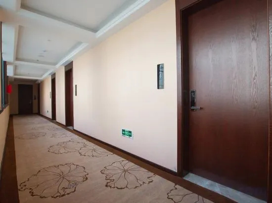 Blue Diamond Hotel