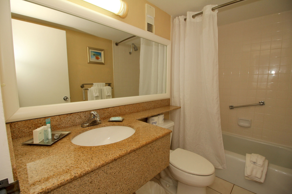 DreamView Beachfront Hotel & Resort