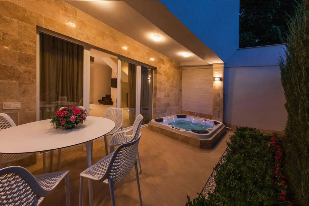 Suncity Apartment