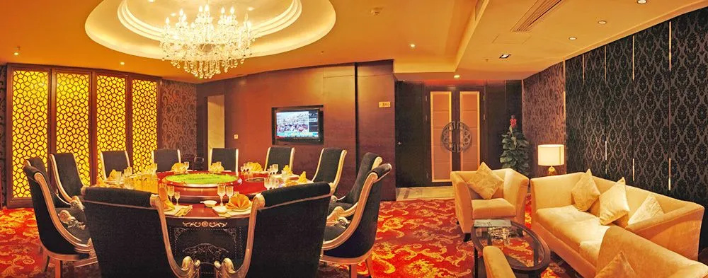 Sinkal Crown Hotel