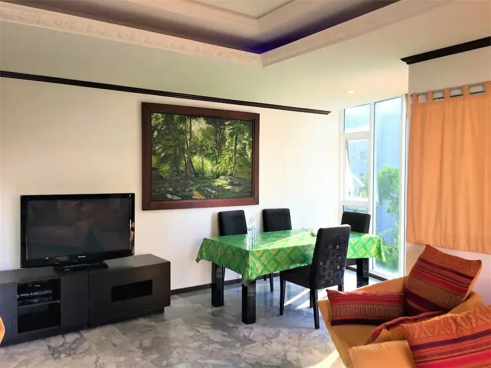 Pratumnak 1 bed With sea View at Siam Oriental Twins