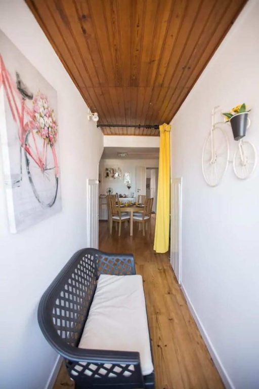 Amazing Topo Chiado Garrett Apartment by GuestReady