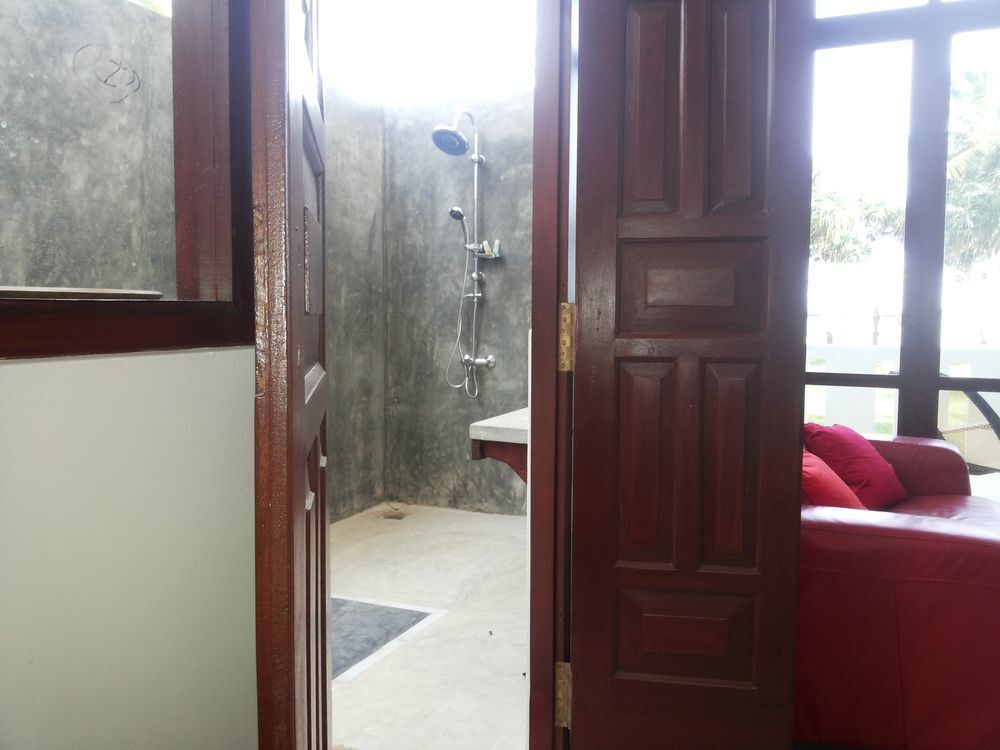 Nirvana Beach Boutique Hotel