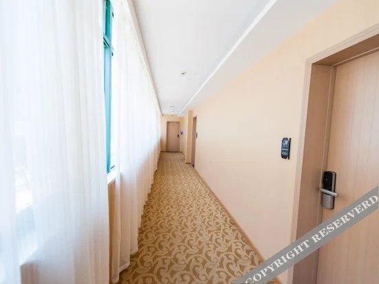 Xinjia Chain Hotel Wuhan Longtou Street