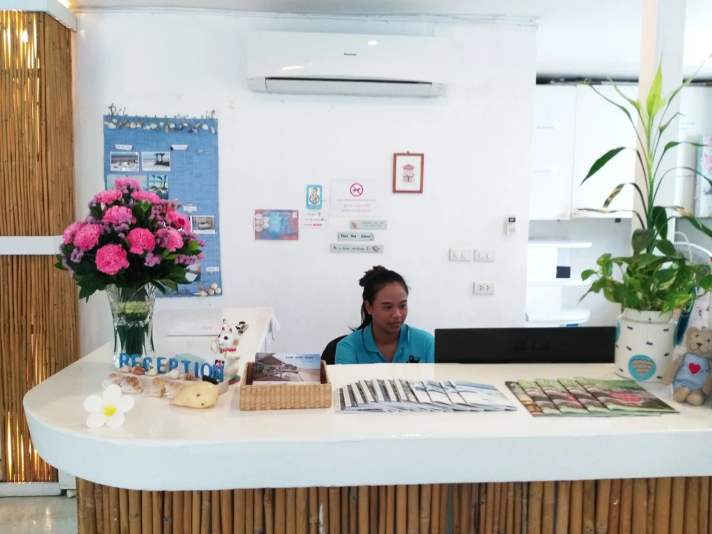 SleepEasy Beach Hostel Huahin