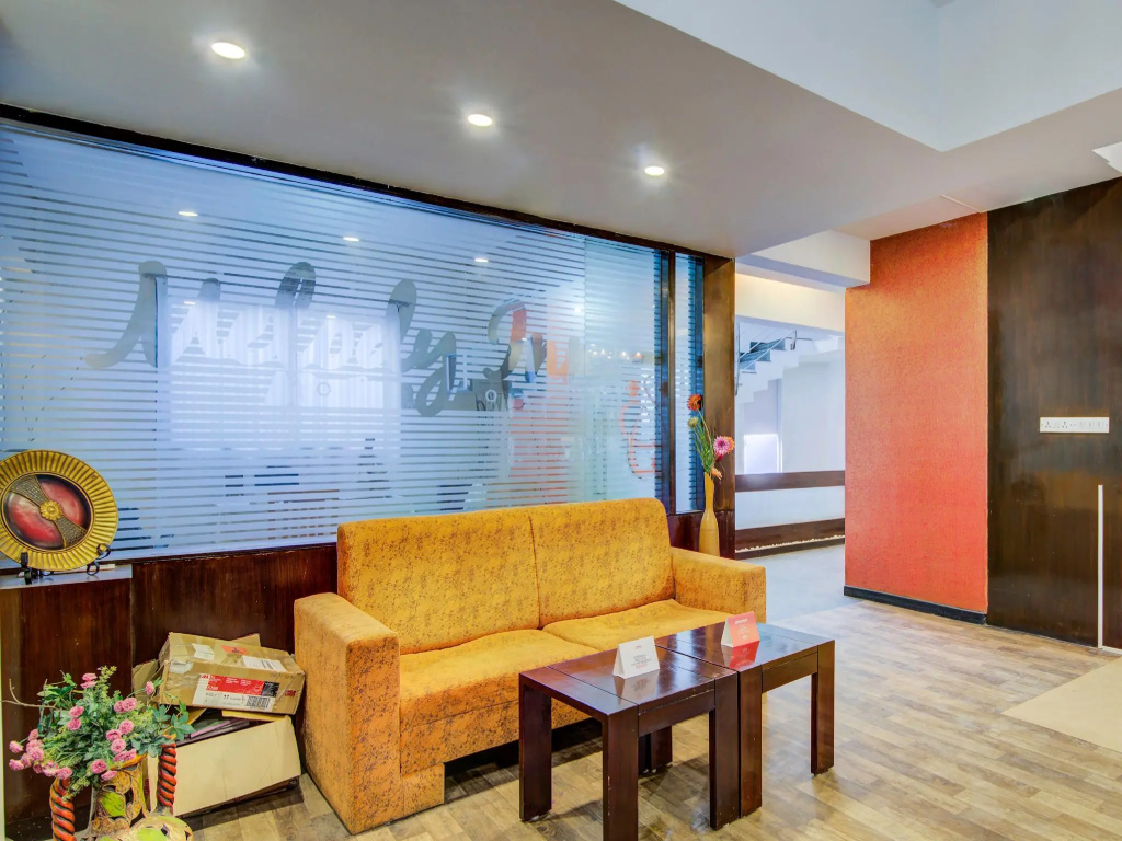 Collection O 30042 Melody Inn Whitefield