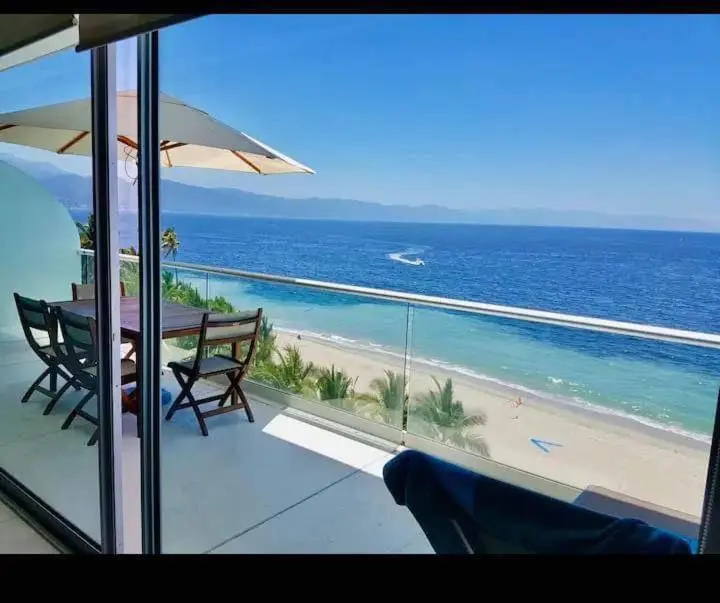 Beachfront Peninsula Puerto Vallarta