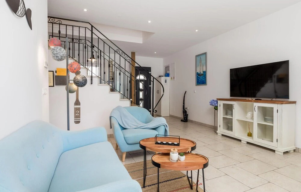 3 Bedroom Stunning Home In Kornic