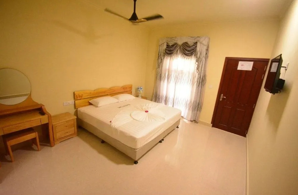 Sunrise Inn