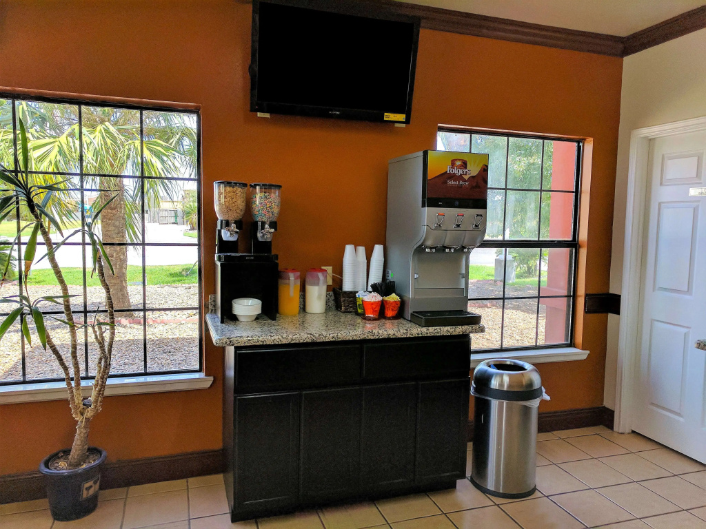 Americas Best Value Inn - Brownsville