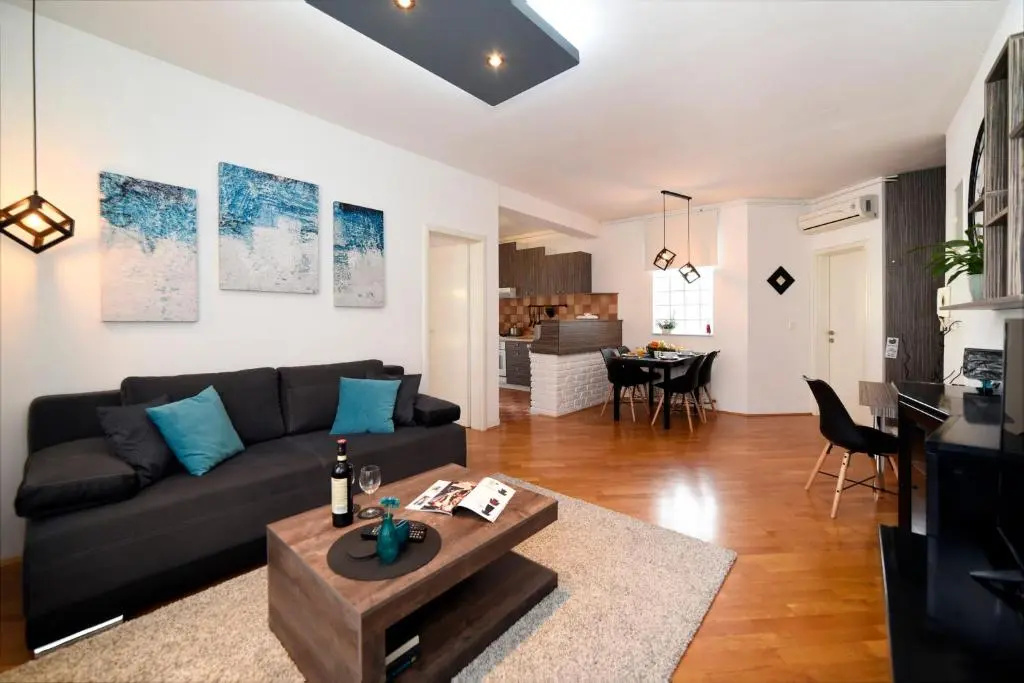 Corner Apartment
