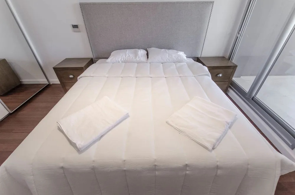 Private 5 Star 1 Bedroom Apartment on SkyTower
