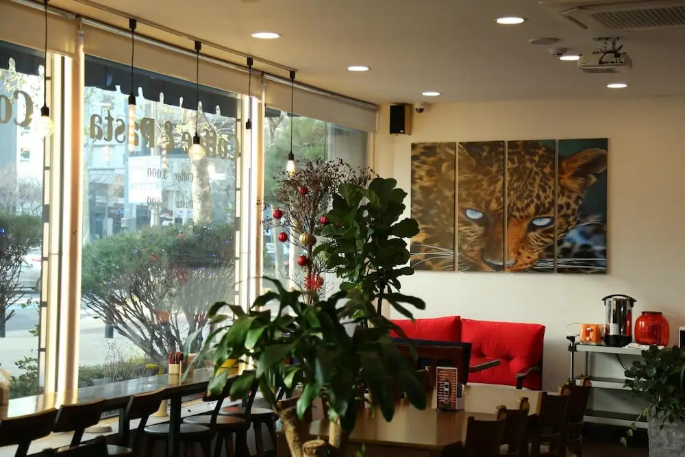 Tiffany Tourist Hotel