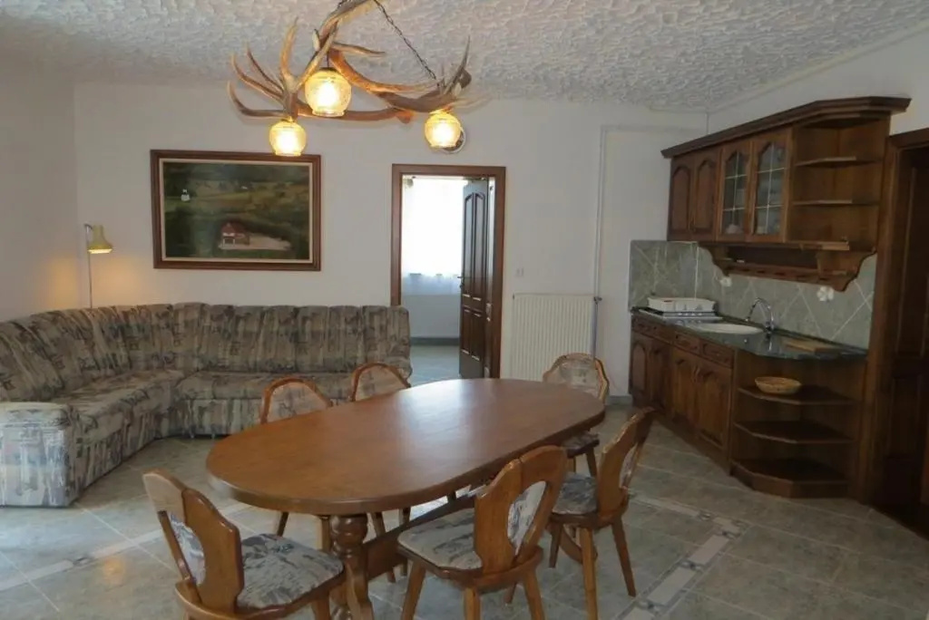 32 fös apartman