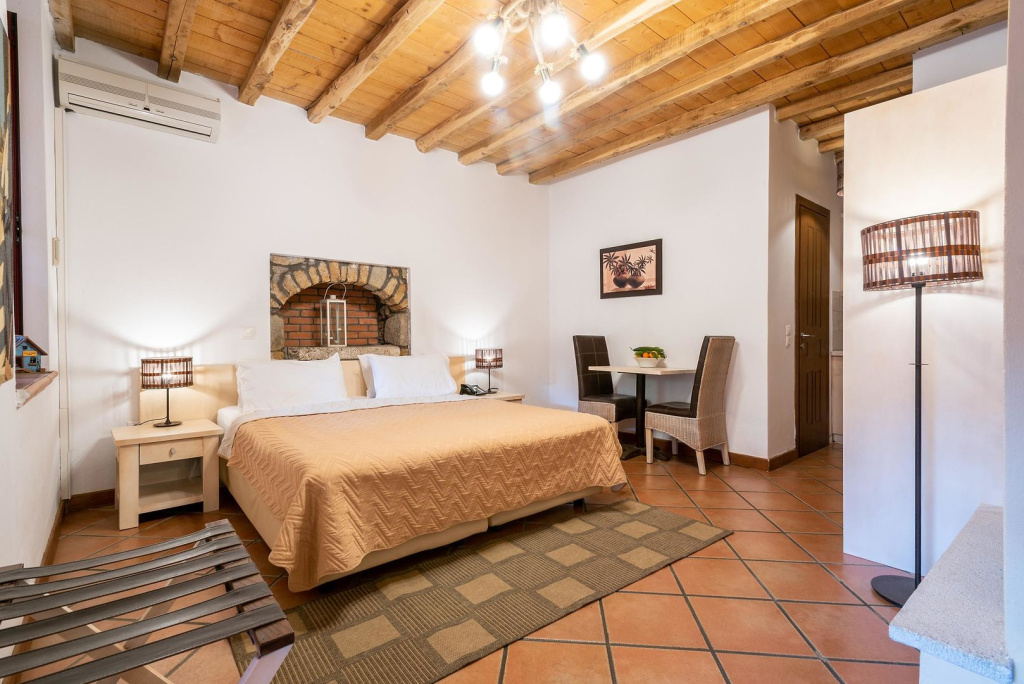 The Varos Residences Hotel