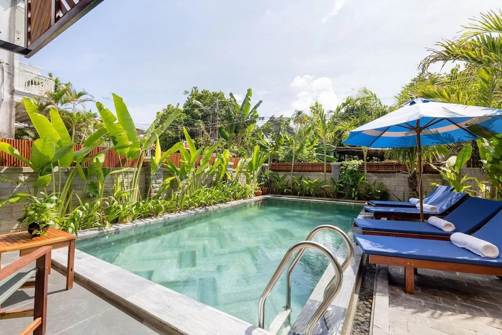 Tropical Home Villa