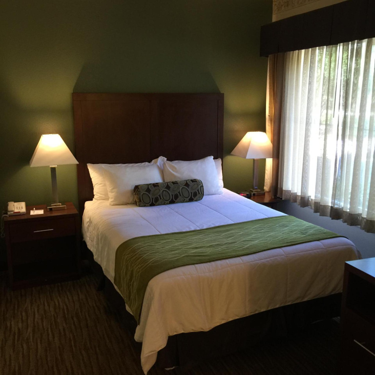 Hawthorn Suites by Wyndham Rancho Cordova/Folsom