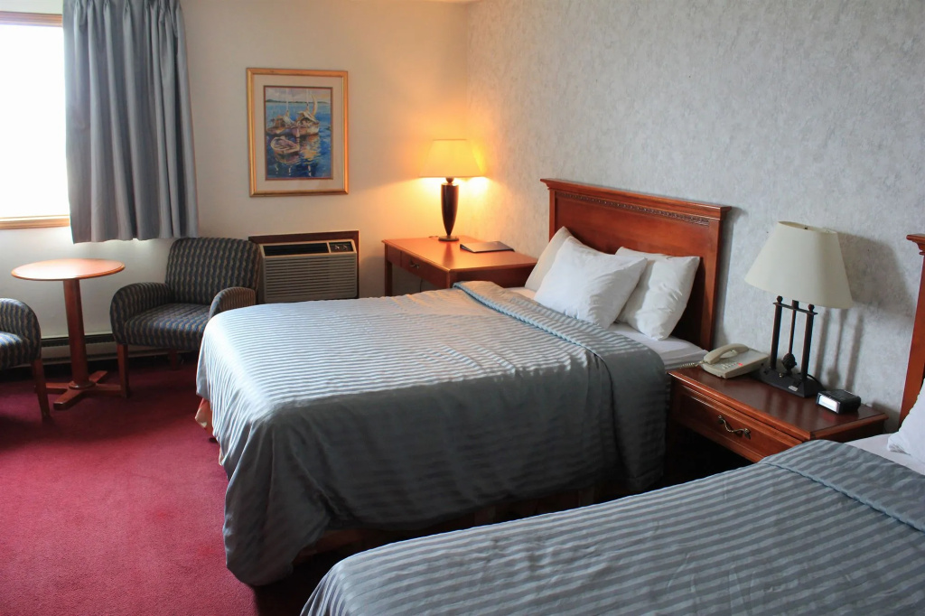 Eagles Nest Hotel