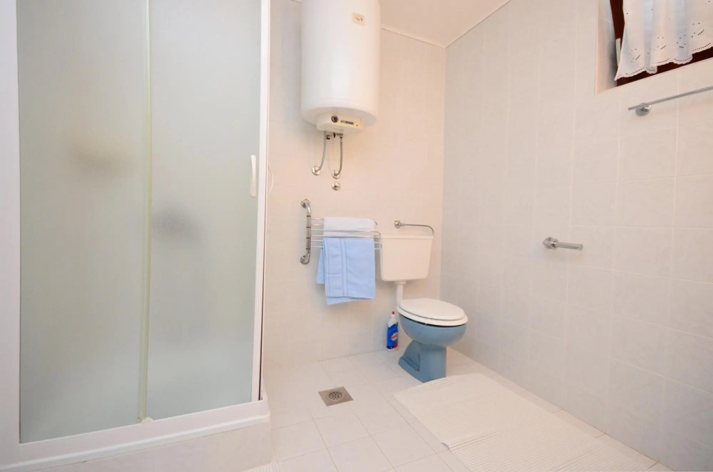 Apartment Dubravka in Banjol - island Rab