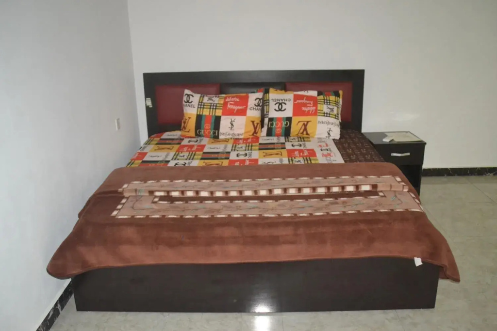 Evaville Hotel N Lounge