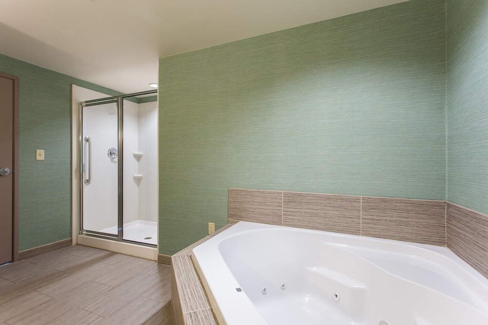 Holiday Inn Texarkana Arkansas Convention Center by IHG