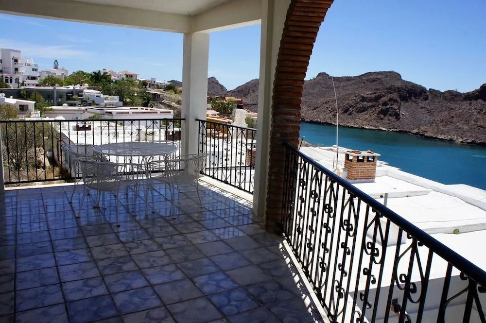 Caracol Peninsula 547 2 Studios del Caracol 1 Bedroom Apartment By Seaside San Carlos