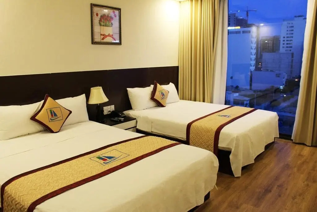 Apple Hotel