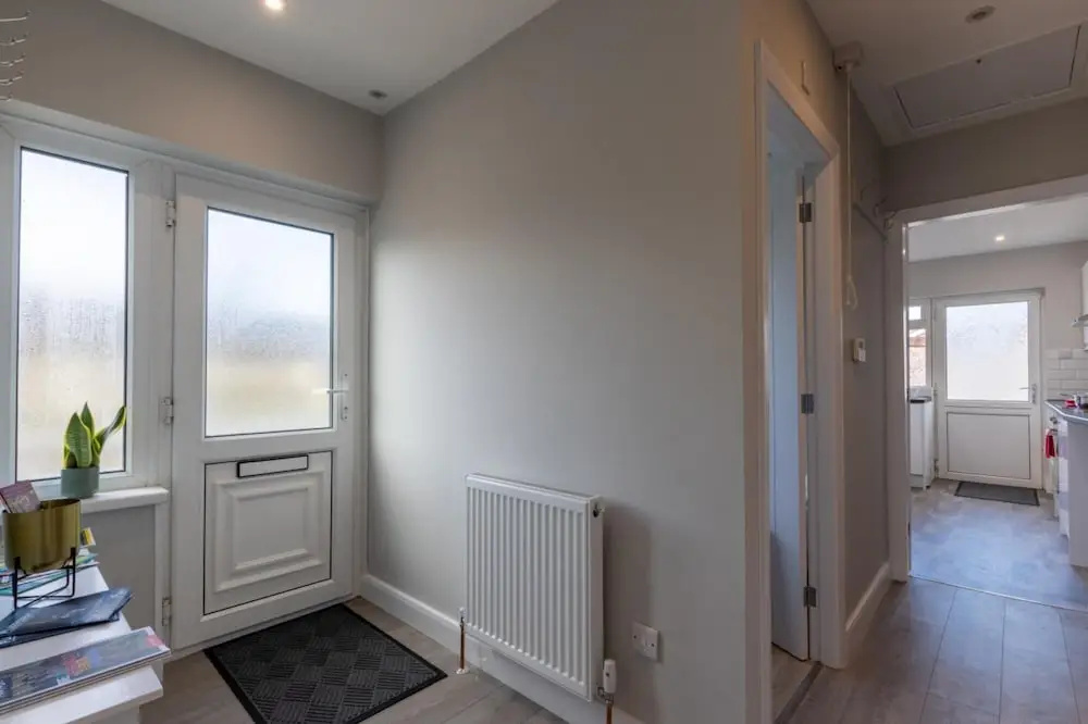 Altham Place-fully Refurbished 2-bath Bungalow